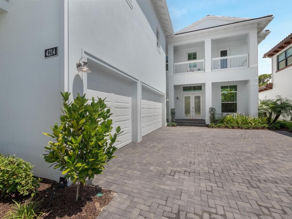 Photo of 4214 Mendel Lane, Palm Beach Gardens, FL 33418 (MLS # R10954600)