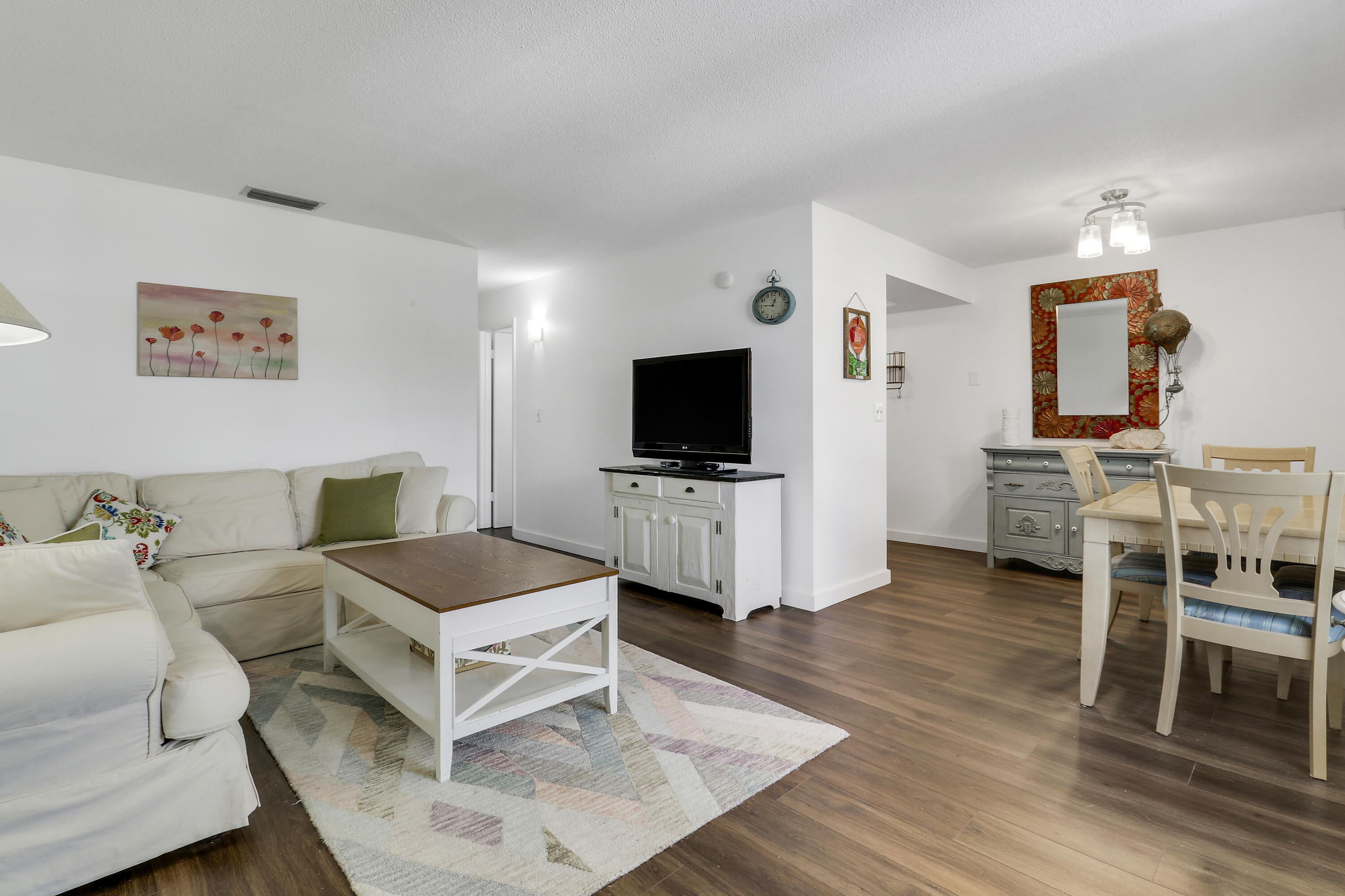 2929 SE Ocean Boulevard 1-9