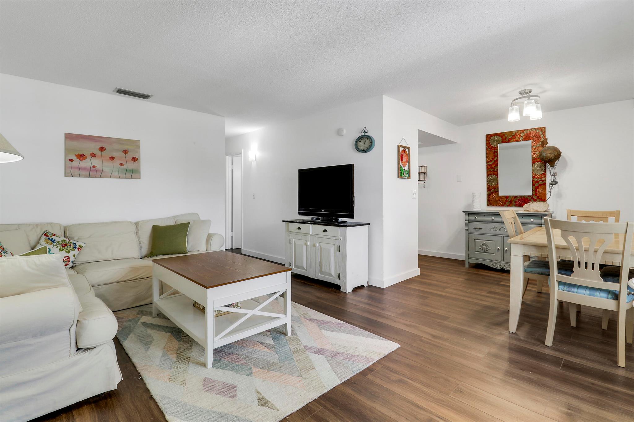 Cedar Pointe Condo - Residential