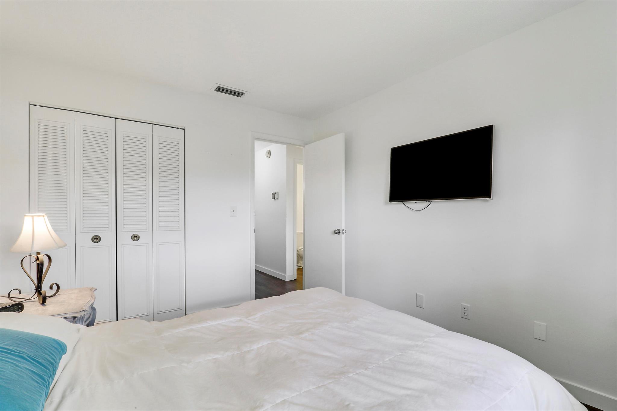 Cedar Pointe Condo - Residential