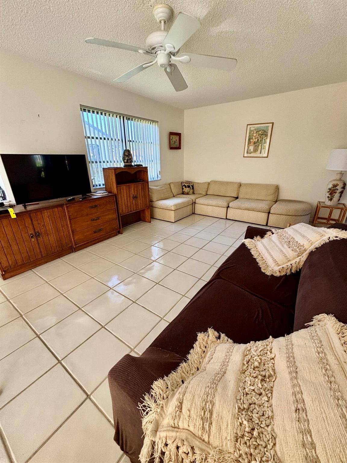 Buttonwood - Residential Lease