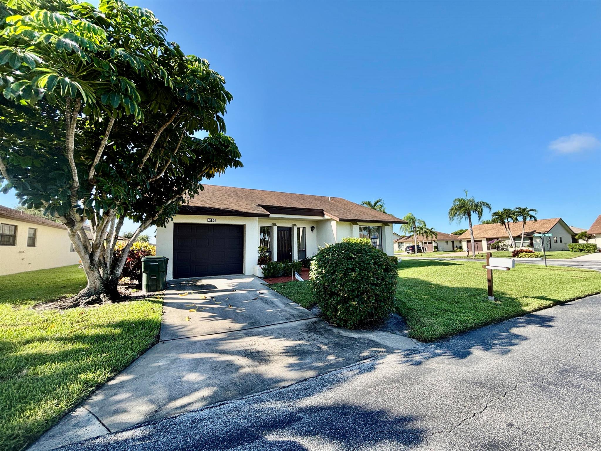 Buttonwood - Residential Lease