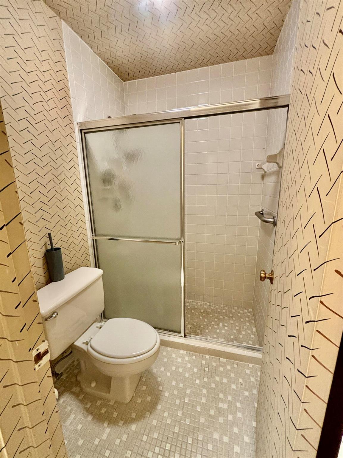 Buttonwood - Residential Lease