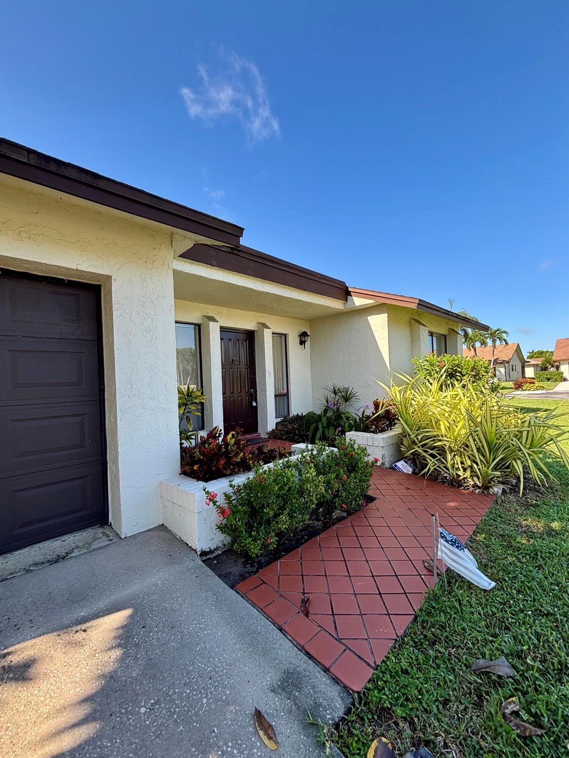 Buttonwood - Residential Lease