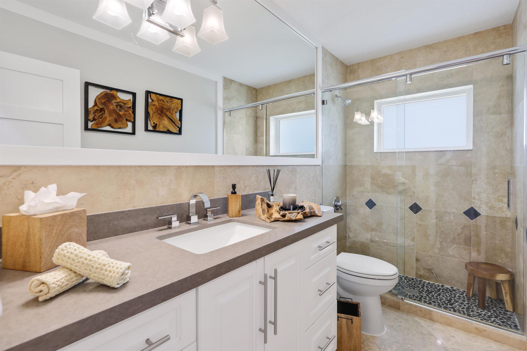 VENETIAN ISLES 3RD SEC - Residential