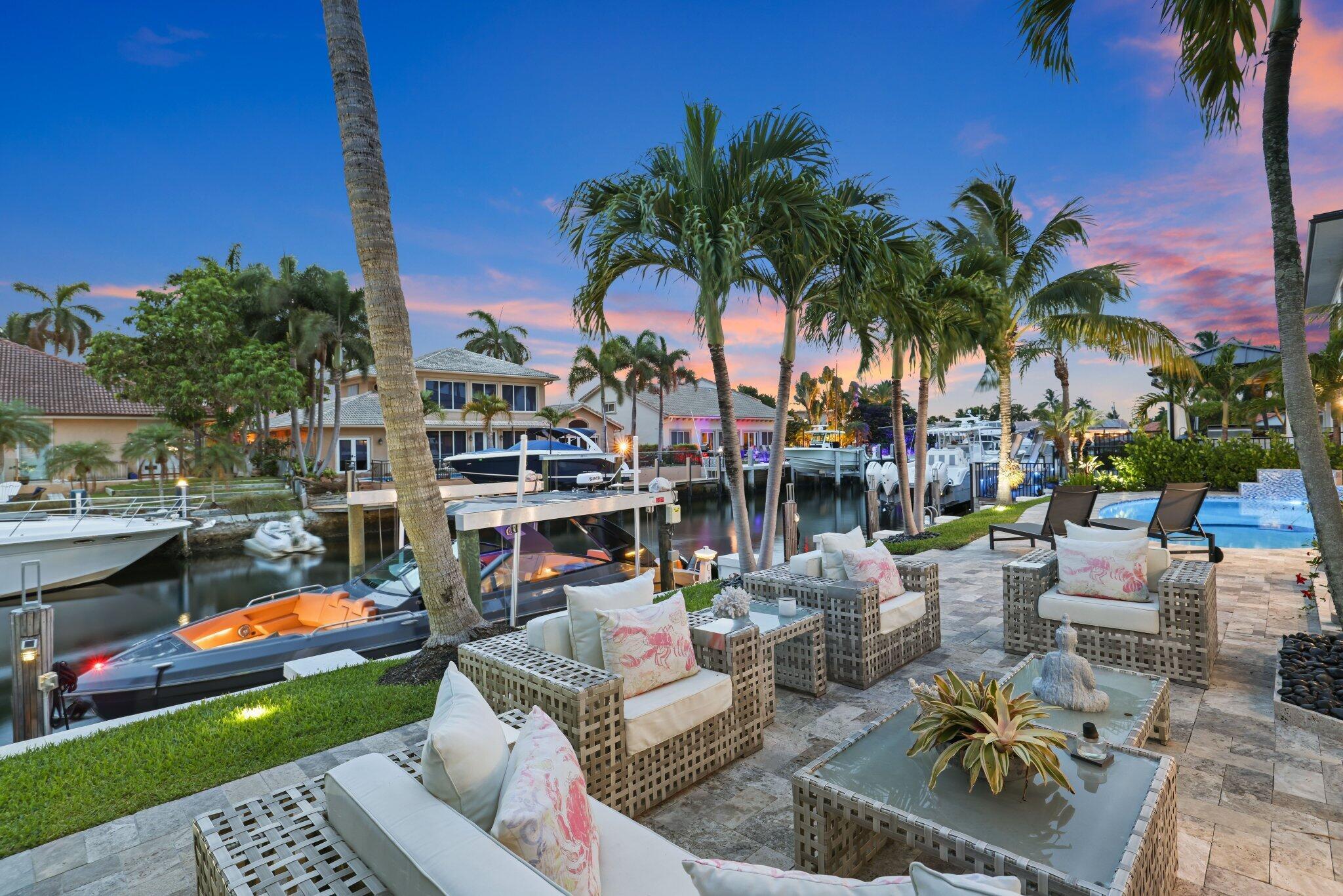 VENETIAN ISLES 3RD SEC - Residential