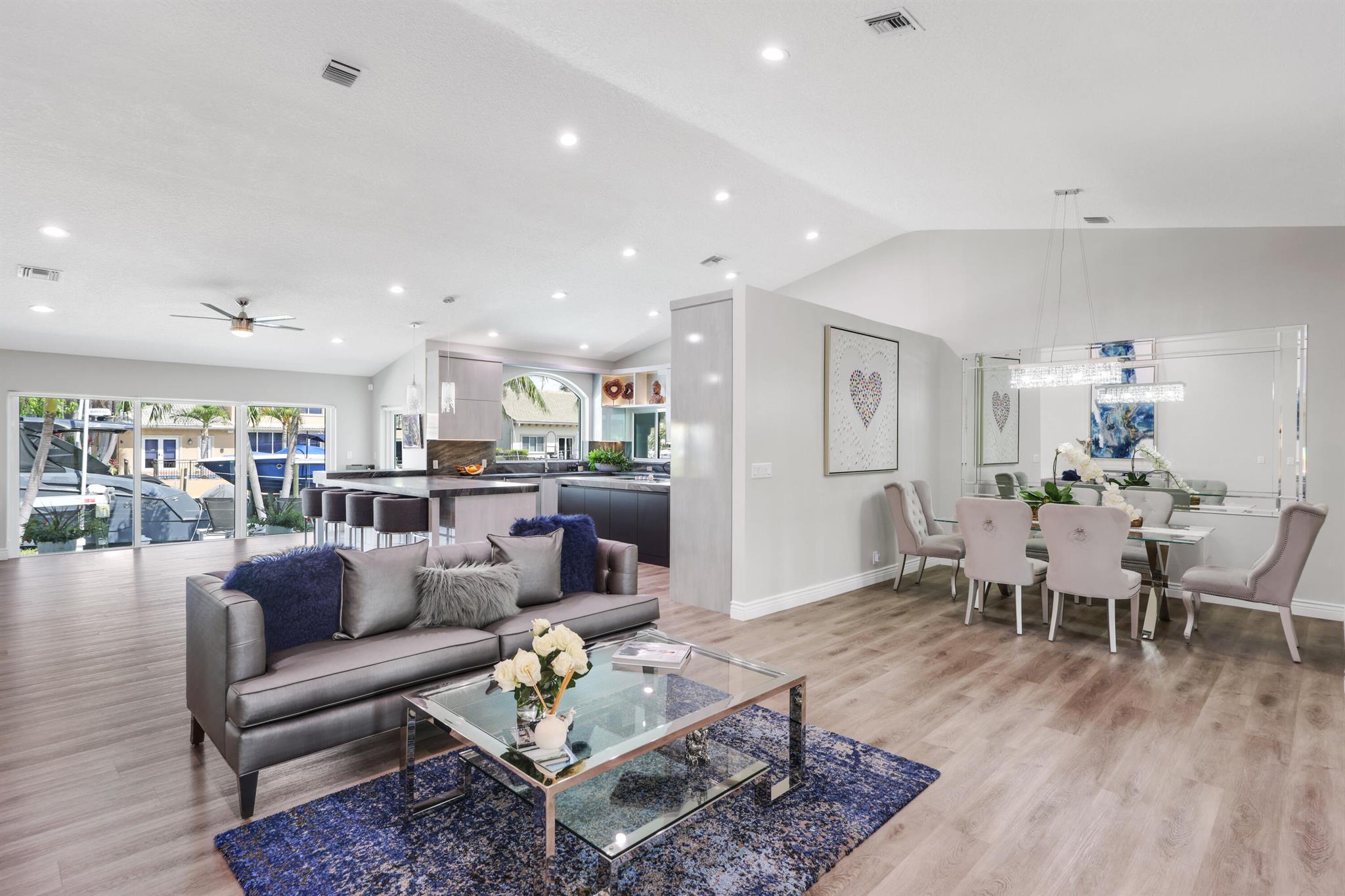 VENETIAN ISLES 3RD SEC - Residential