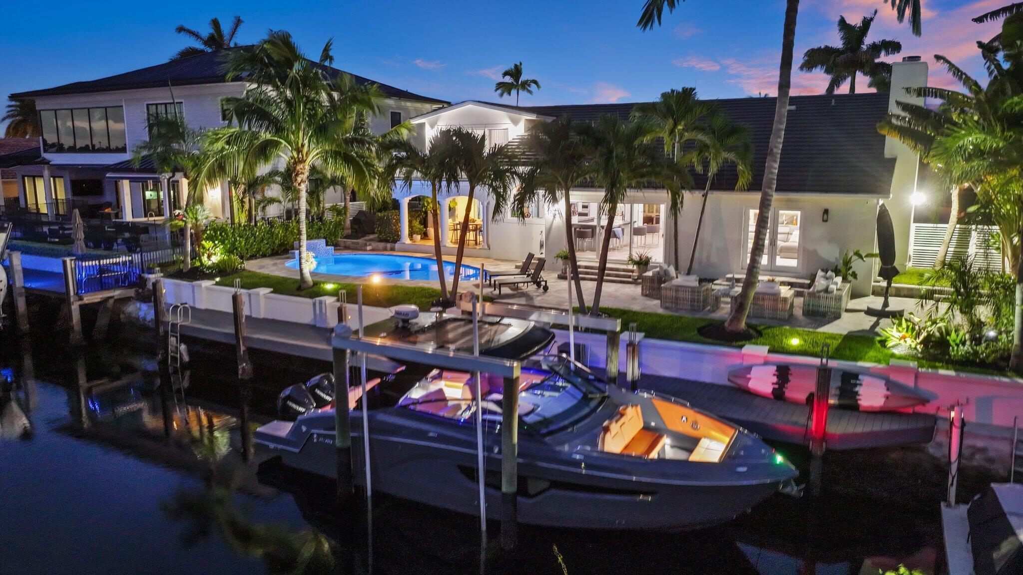 VENETIAN ISLES 3RD SEC - Residential