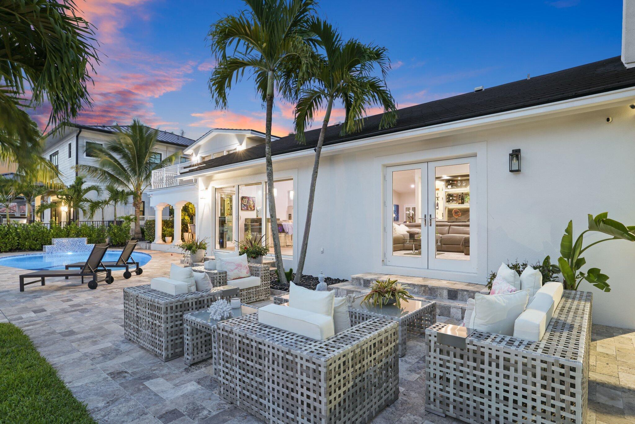 VENETIAN ISLES 3RD SEC - Residential