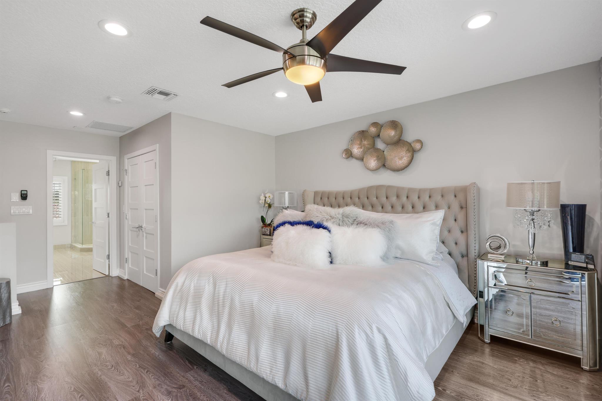 VENETIAN ISLES 3RD SEC - Residential