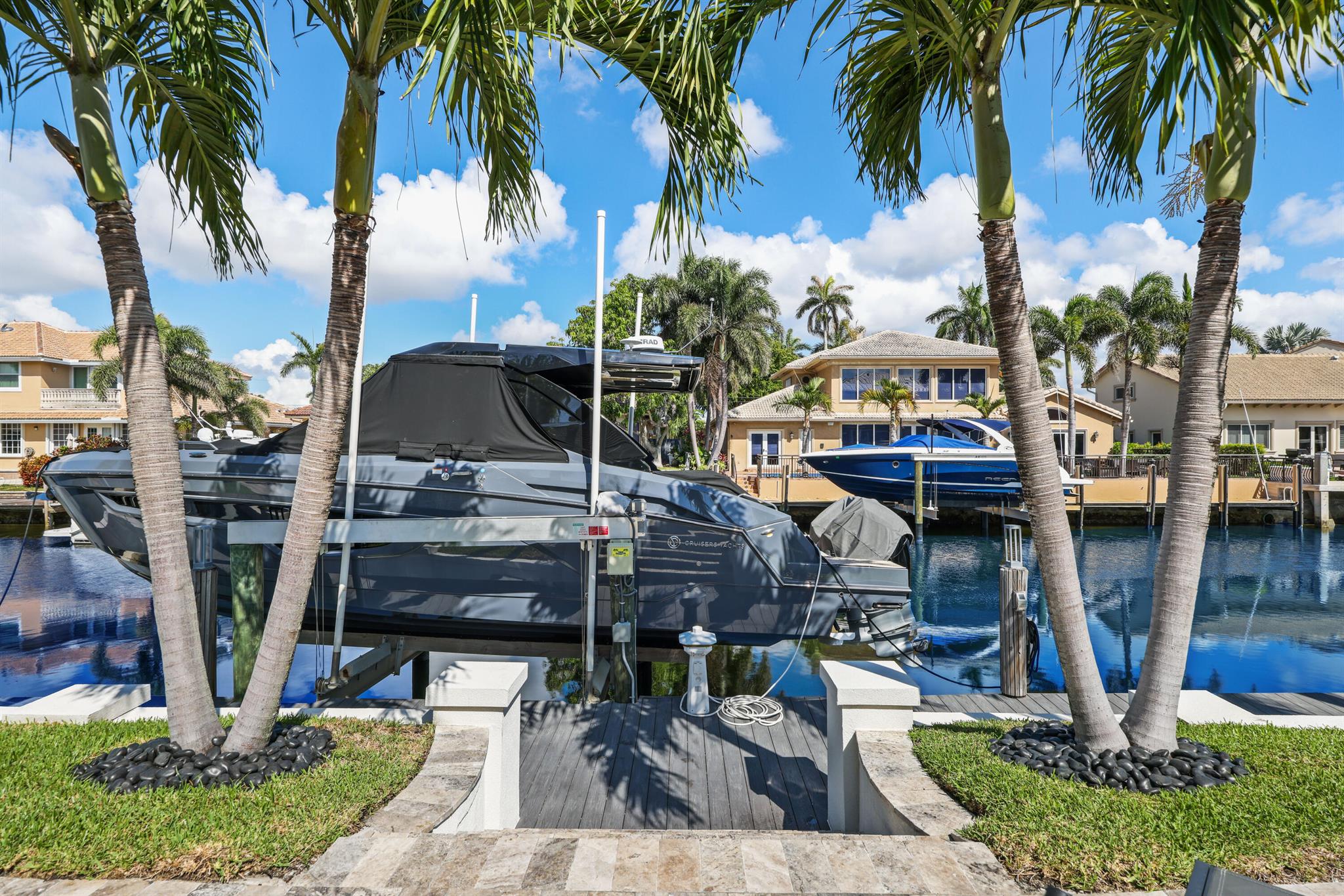 VENETIAN ISLES 3RD SEC - Residential