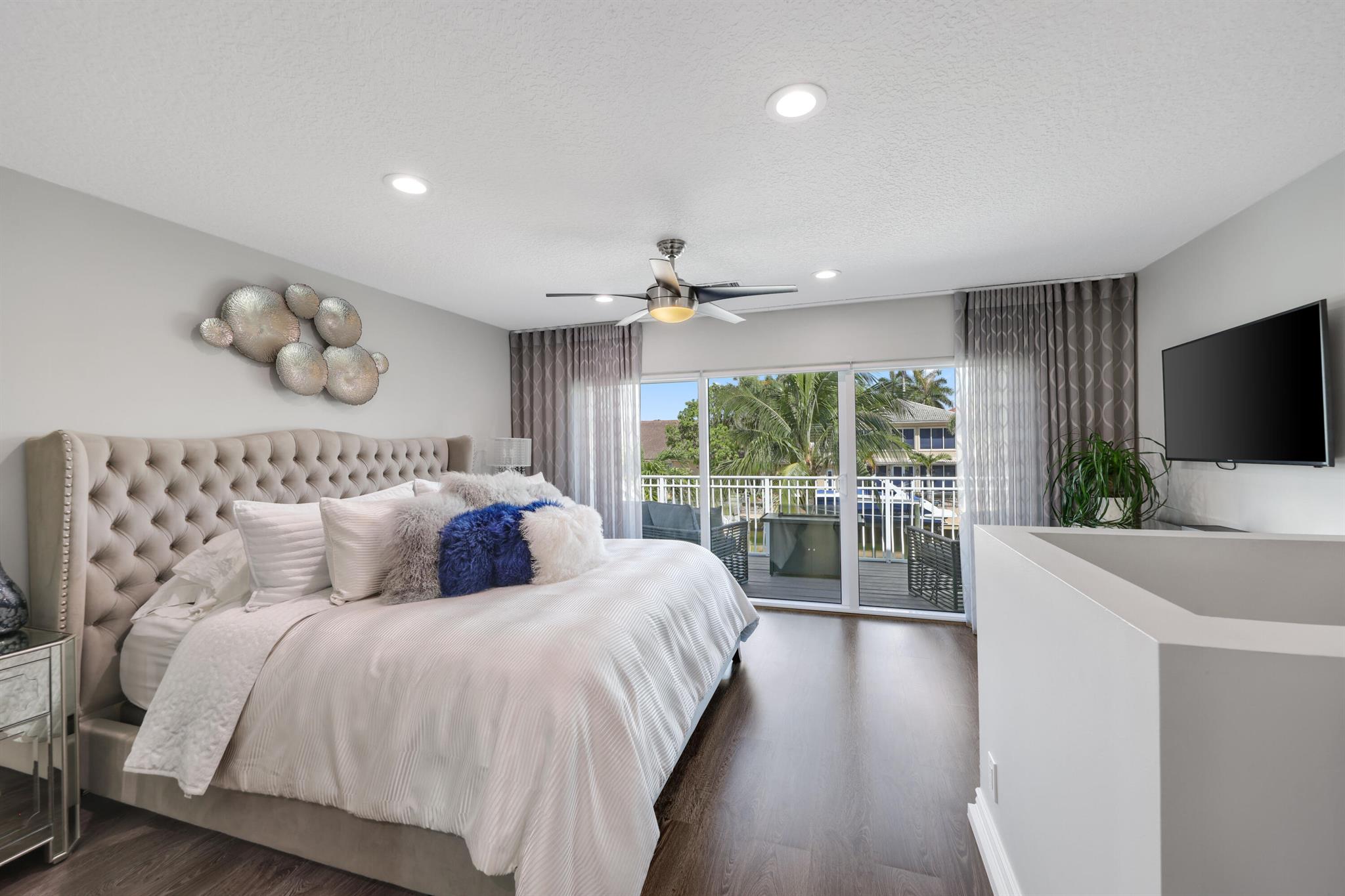 VENETIAN ISLES 3RD SEC - Residential