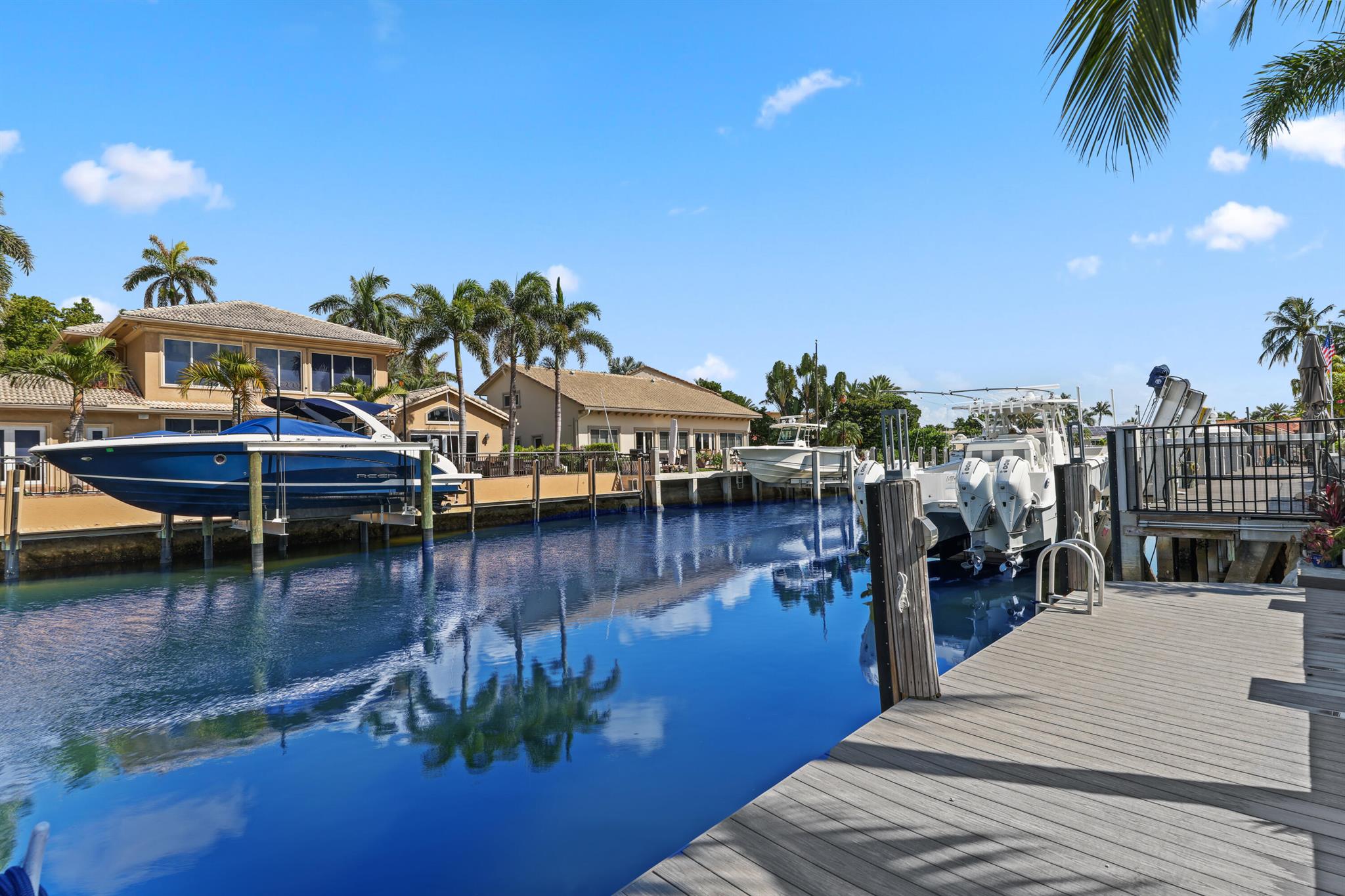 VENETIAN ISLES 3RD SEC - Residential