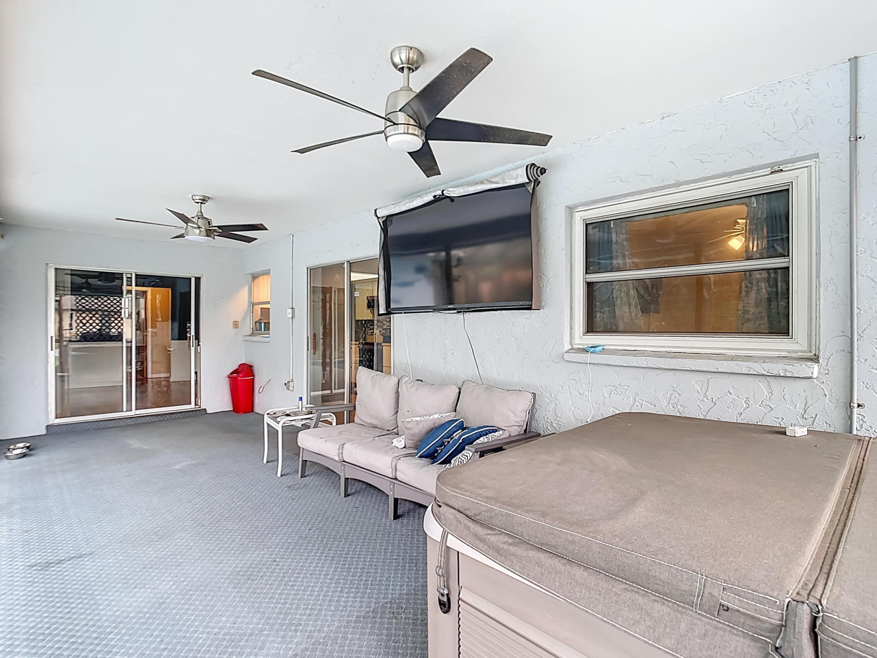 PORT CHARLOTTE SEC 18 - Residential