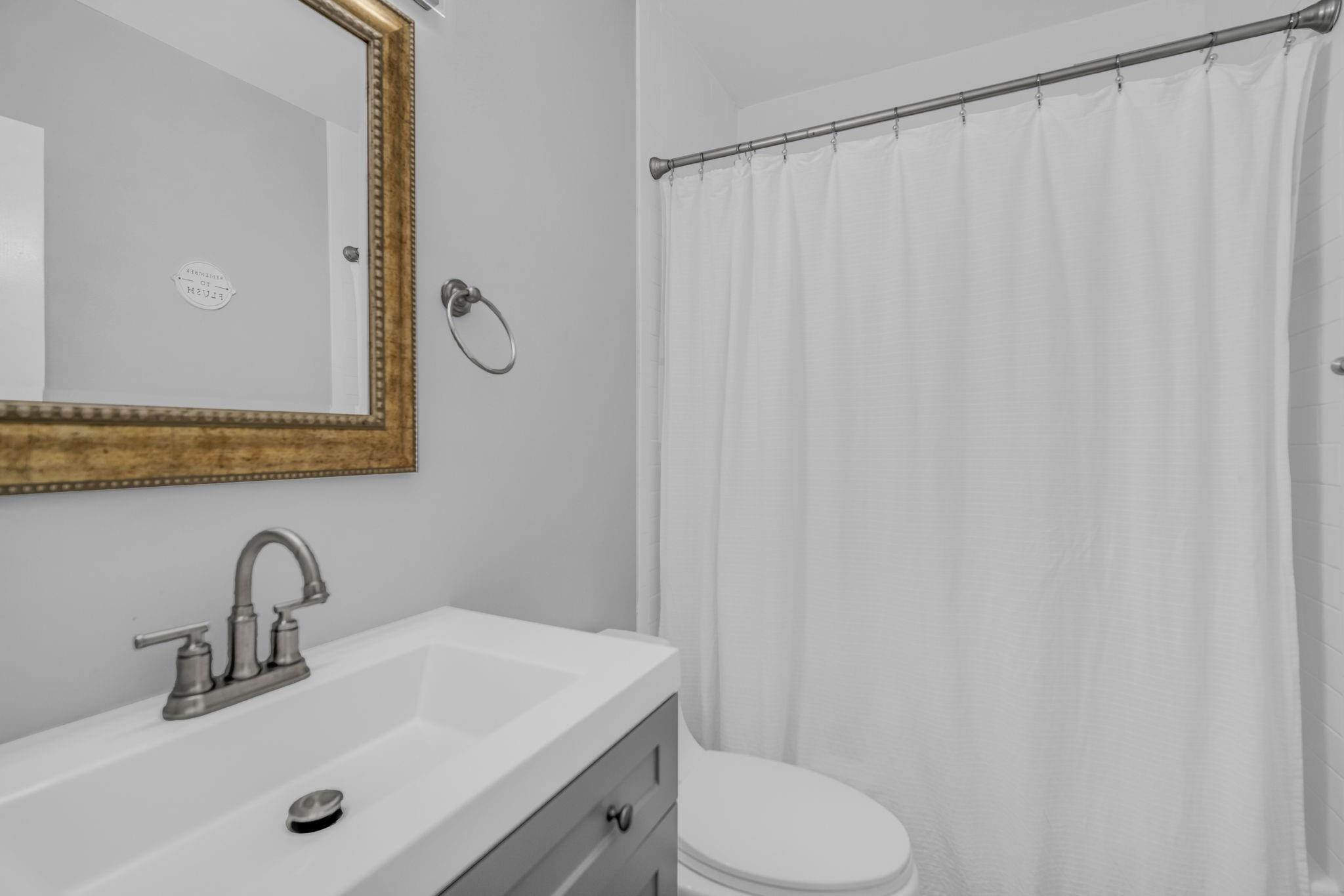 BREEZY MANOR AMENDED - Residential