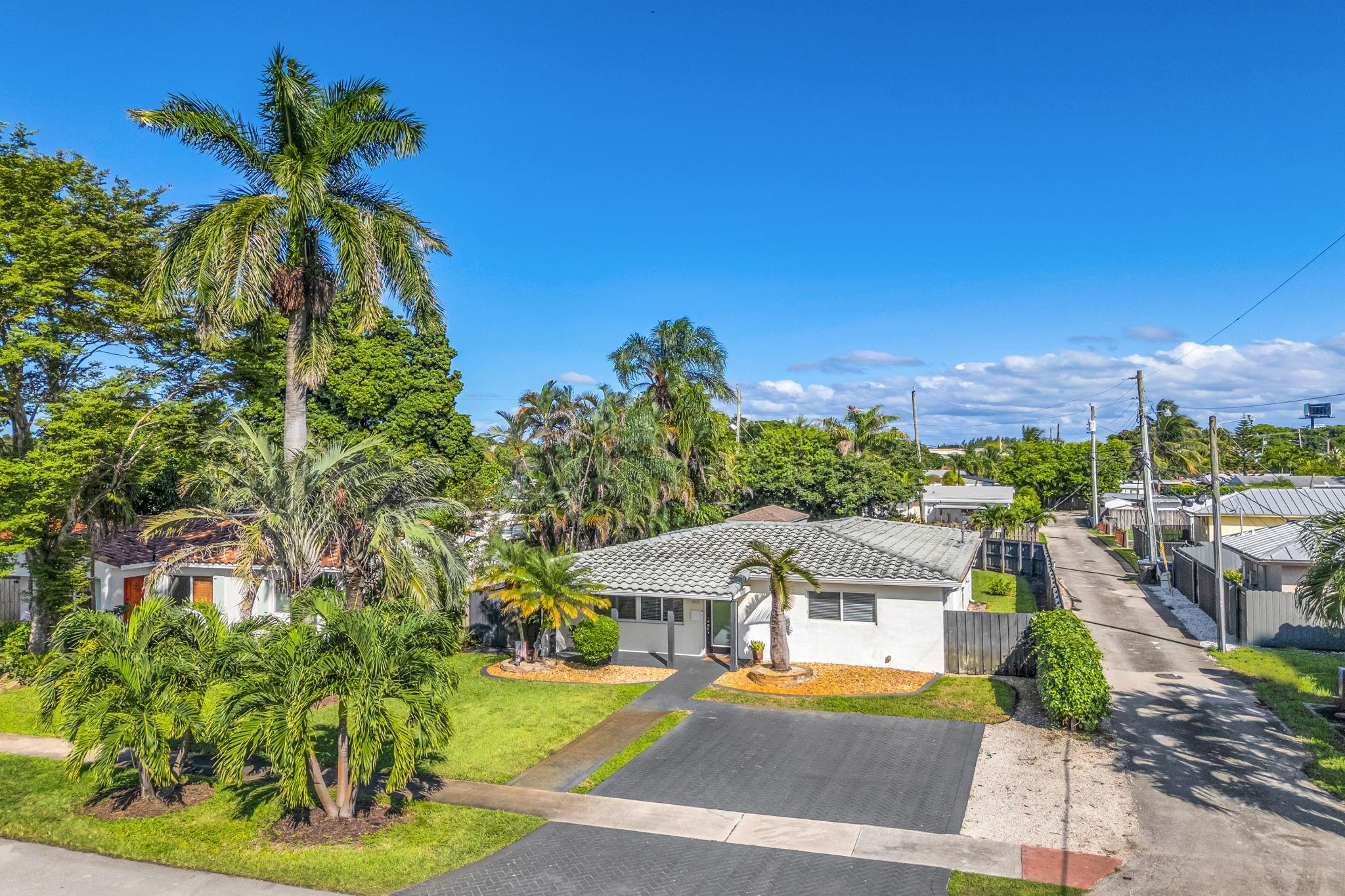BREEZY MANOR AMENDED - Residential