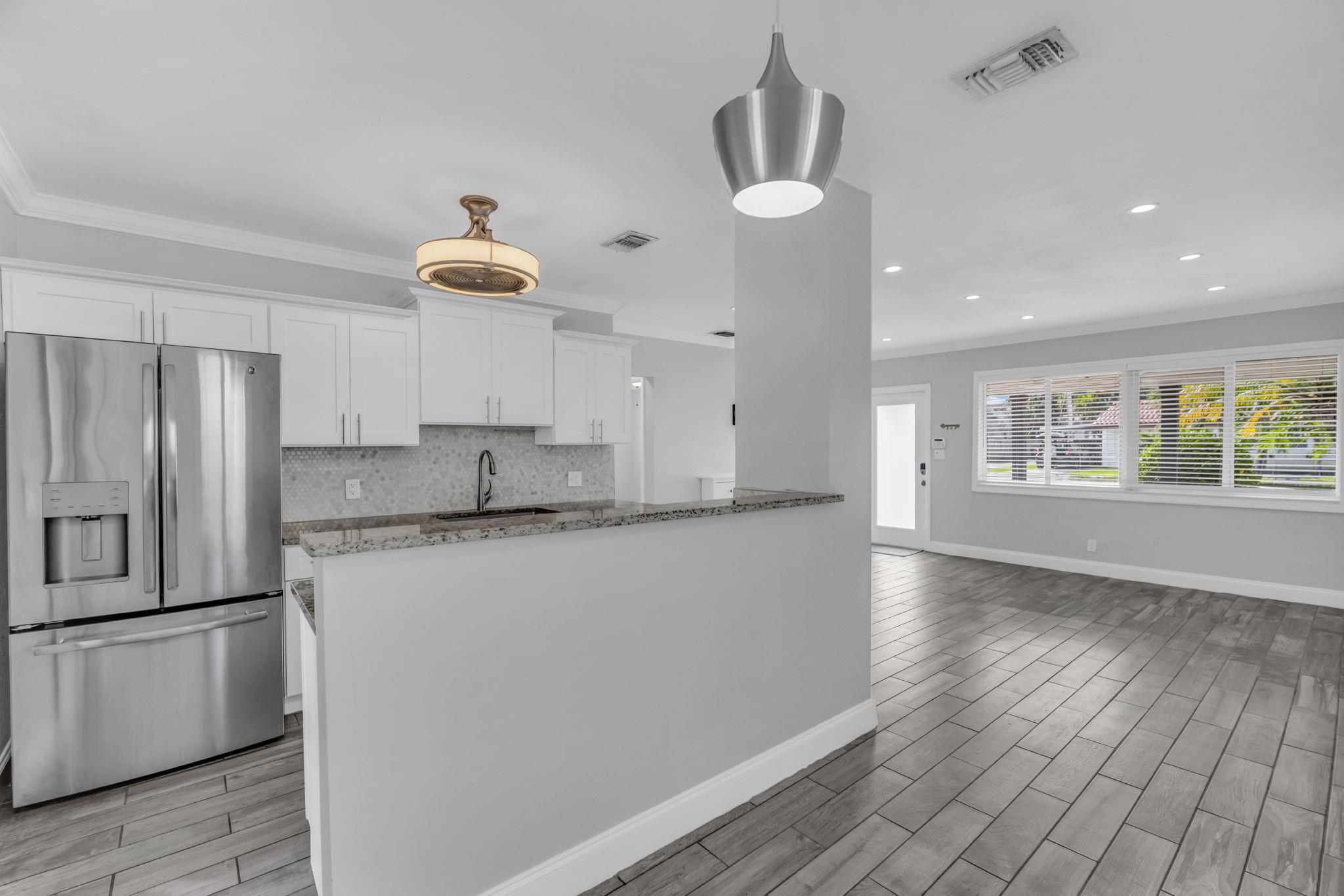 BREEZY MANOR AMENDED - Residential