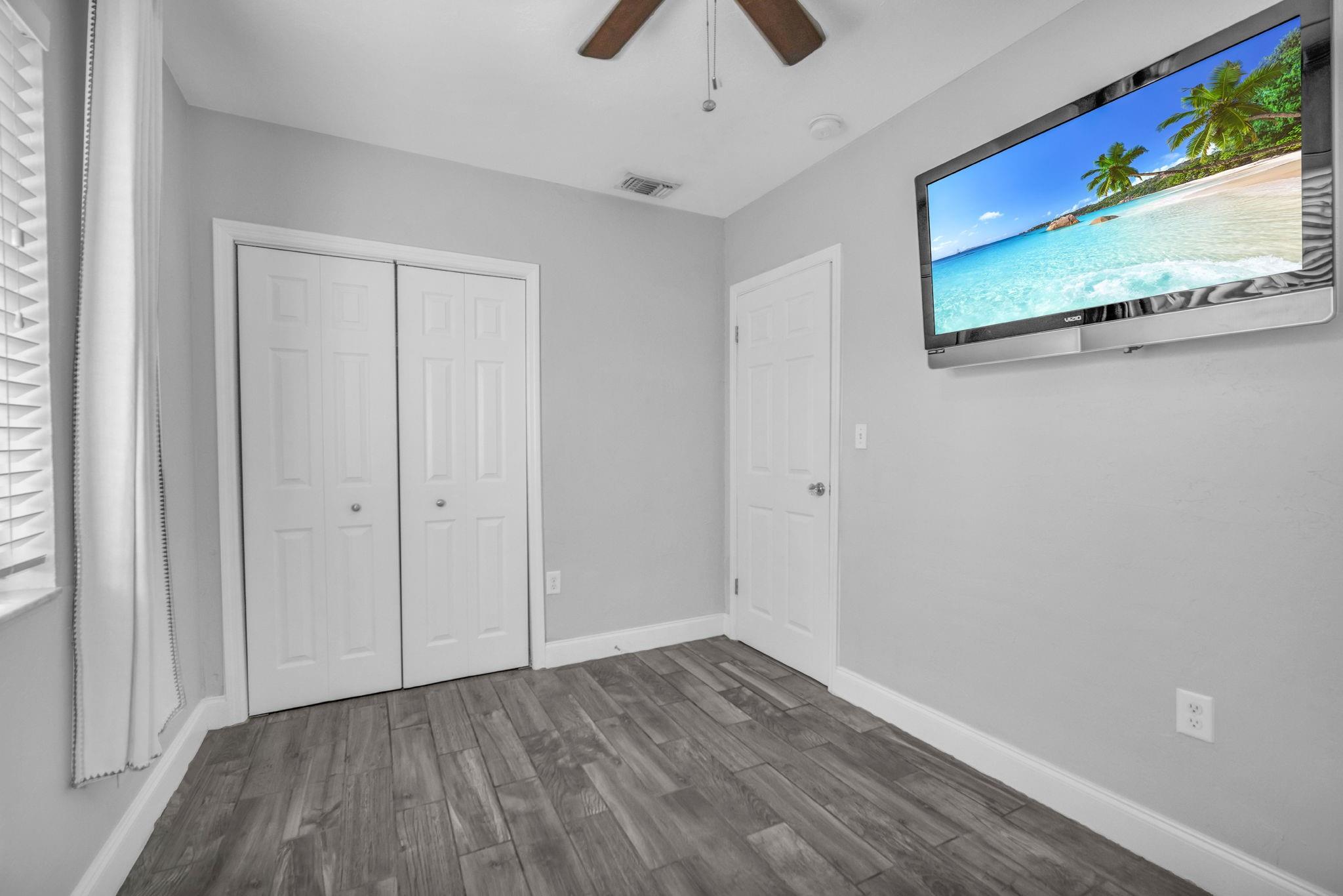 BREEZY MANOR AMENDED - Residential