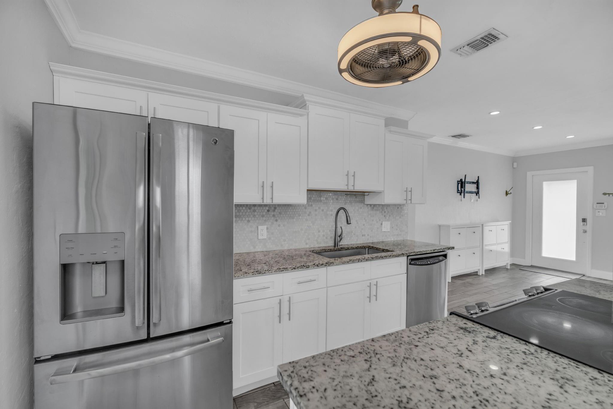 BREEZY MANOR AMENDED - Residential