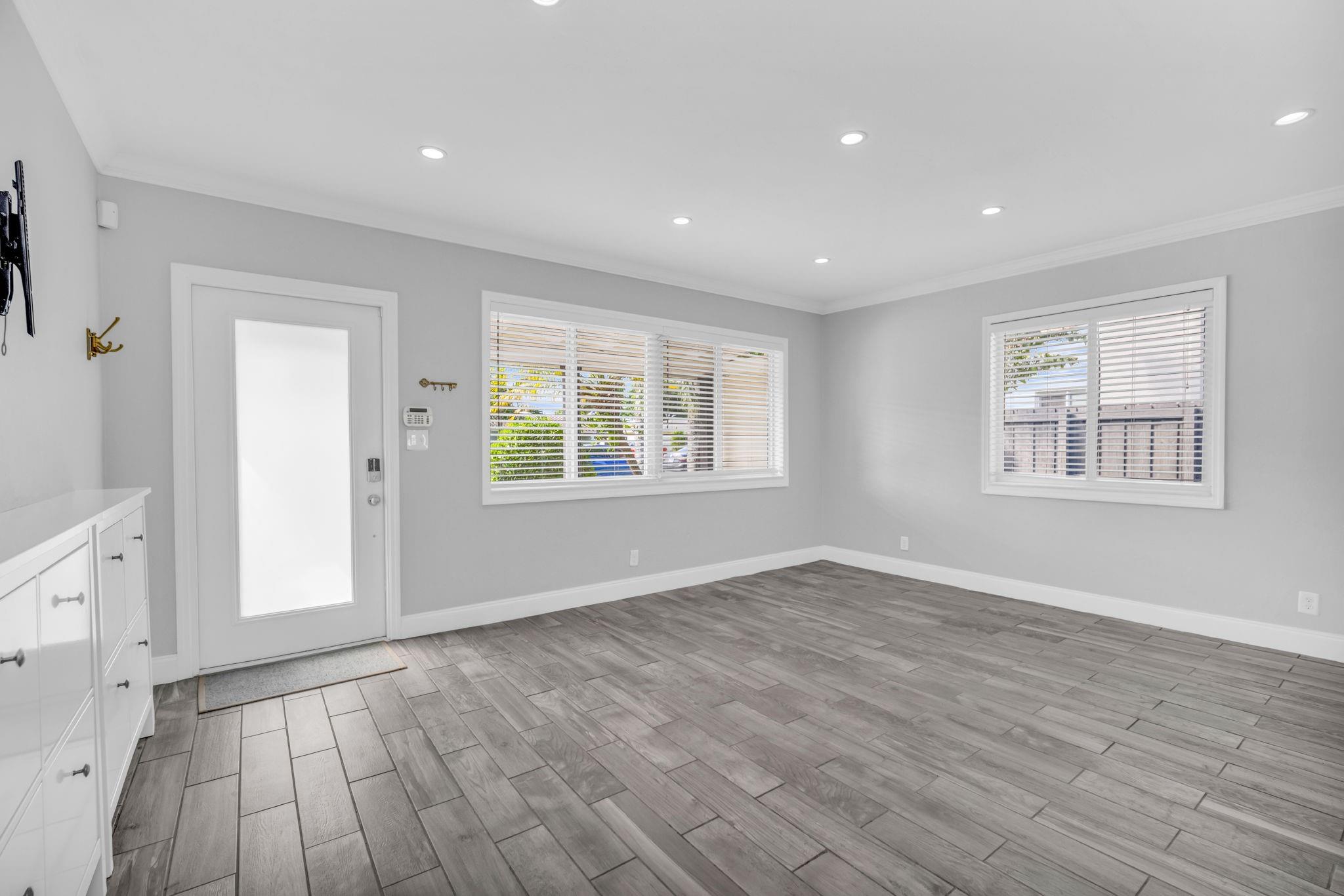BREEZY MANOR AMENDED - Residential