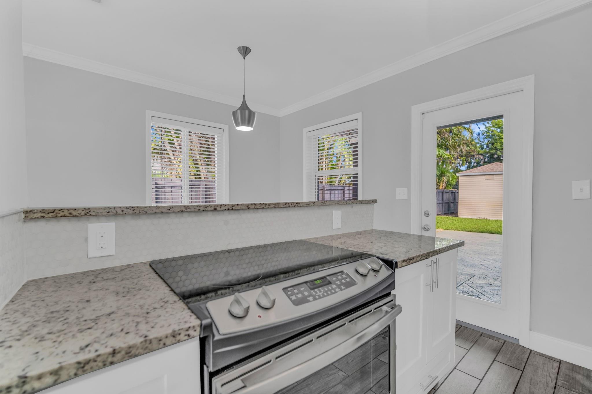 BREEZY MANOR AMENDED - Residential