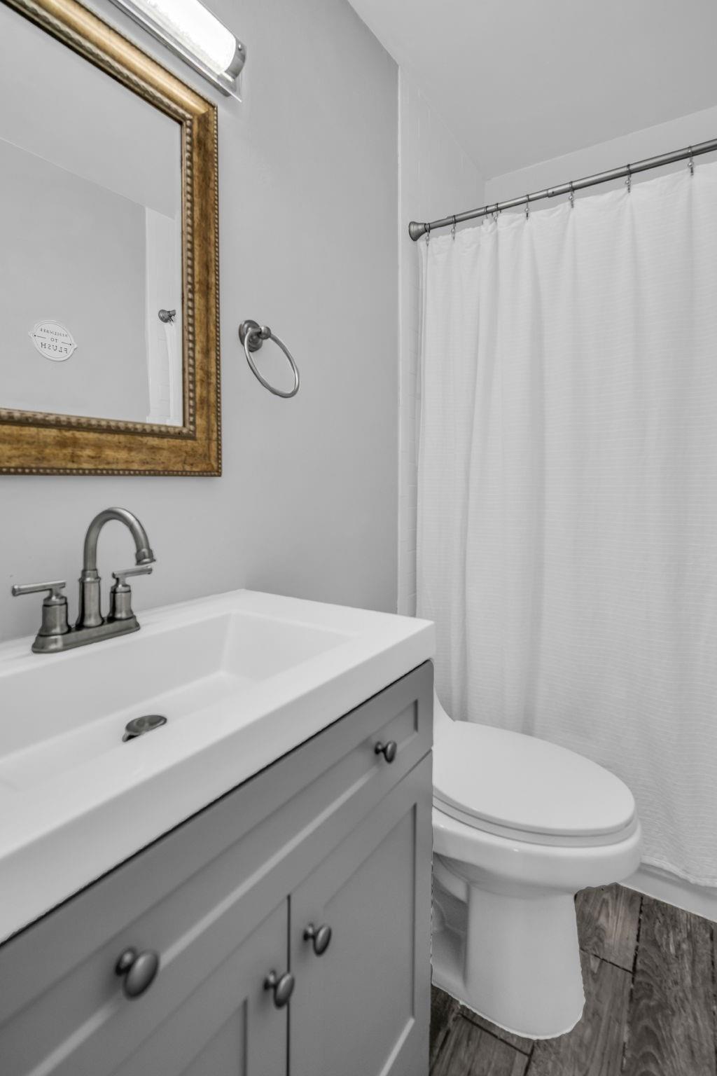 BREEZY MANOR AMENDED - Residential