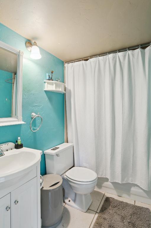 LAKE COLONY PH II - Residential