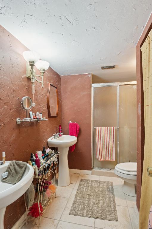 LAKE COLONY PH II - Residential