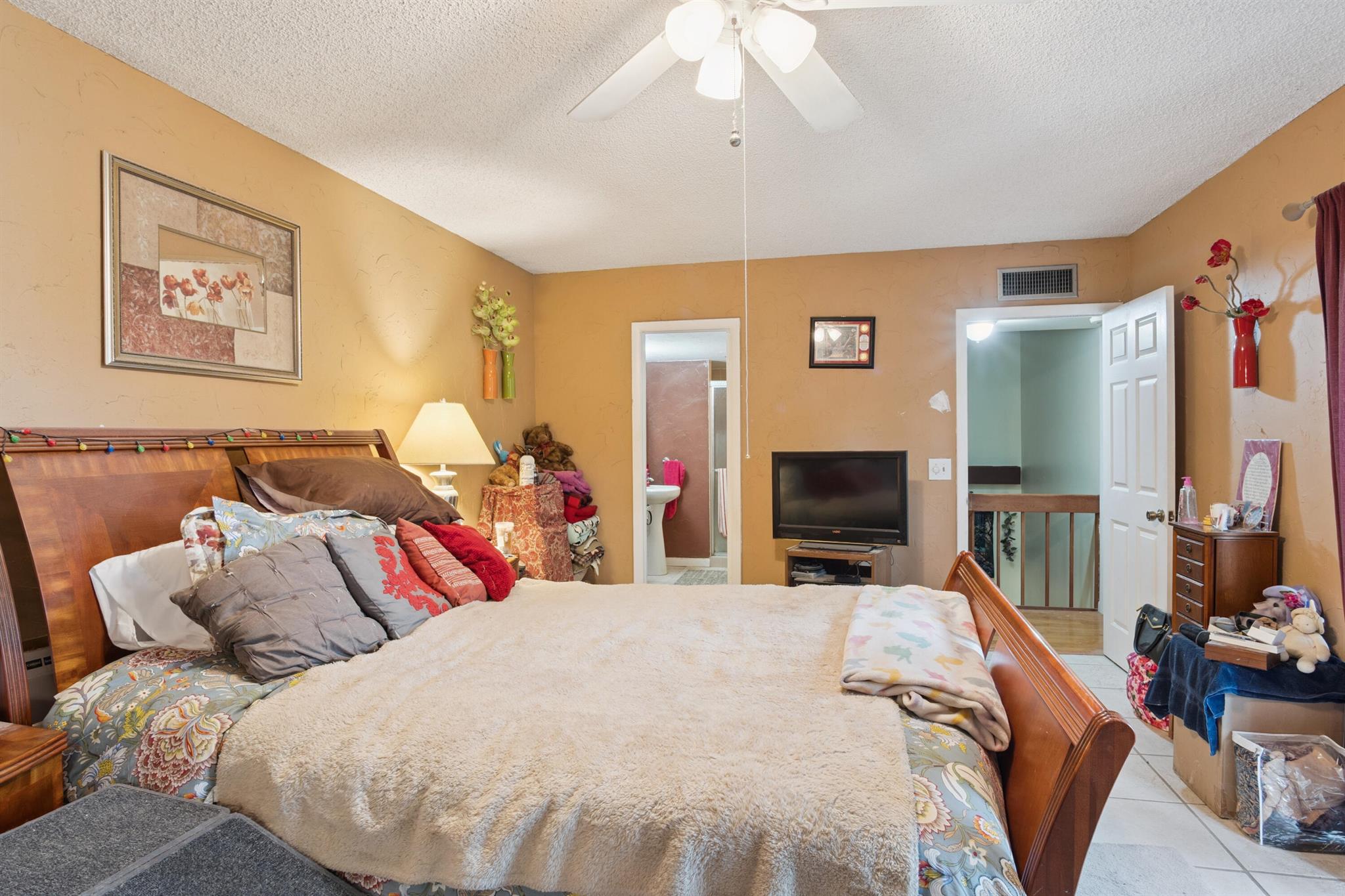 LAKE COLONY PH II - Residential