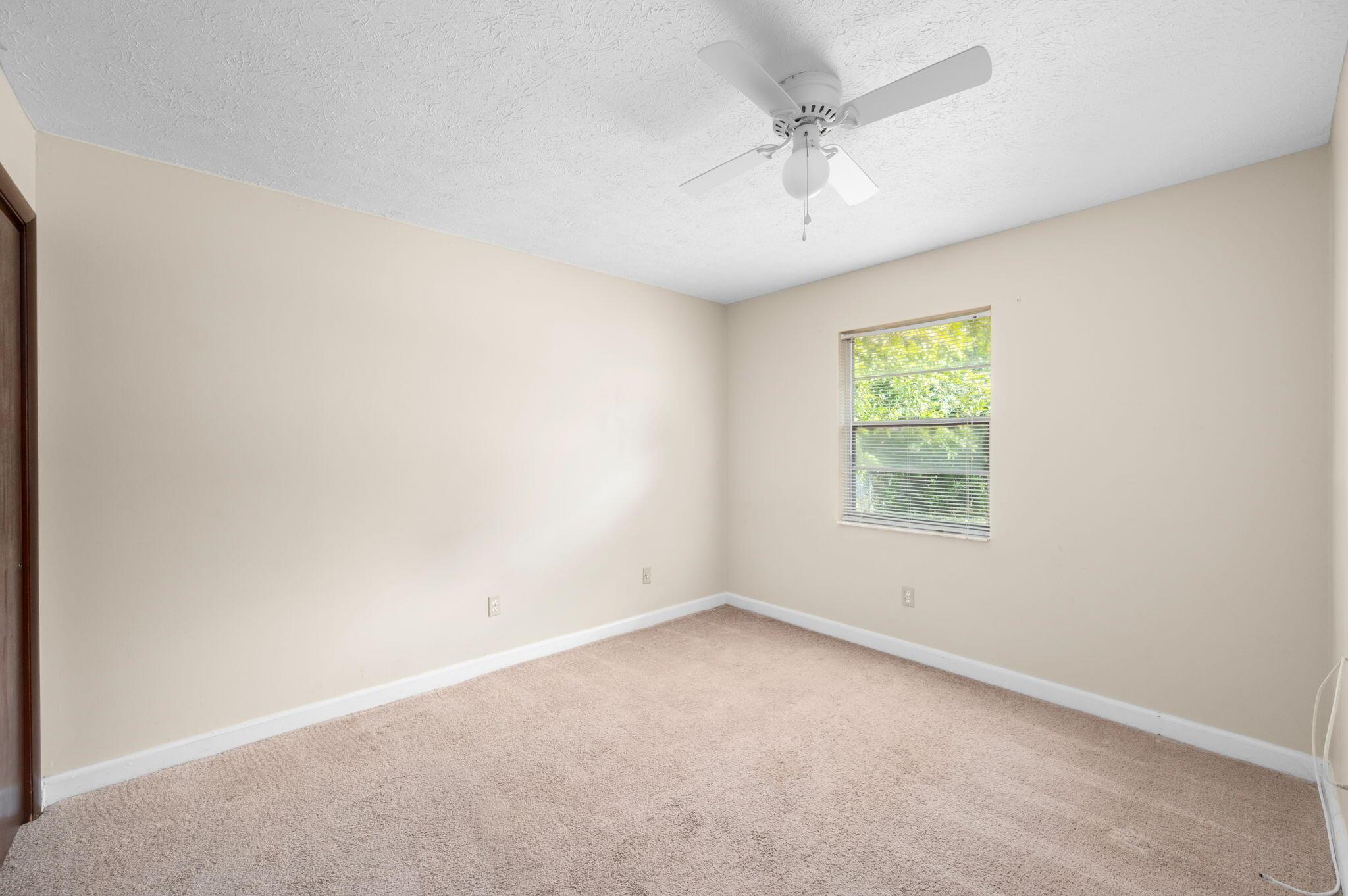 PORT ST LUCIE-SECTION 18- - Residential