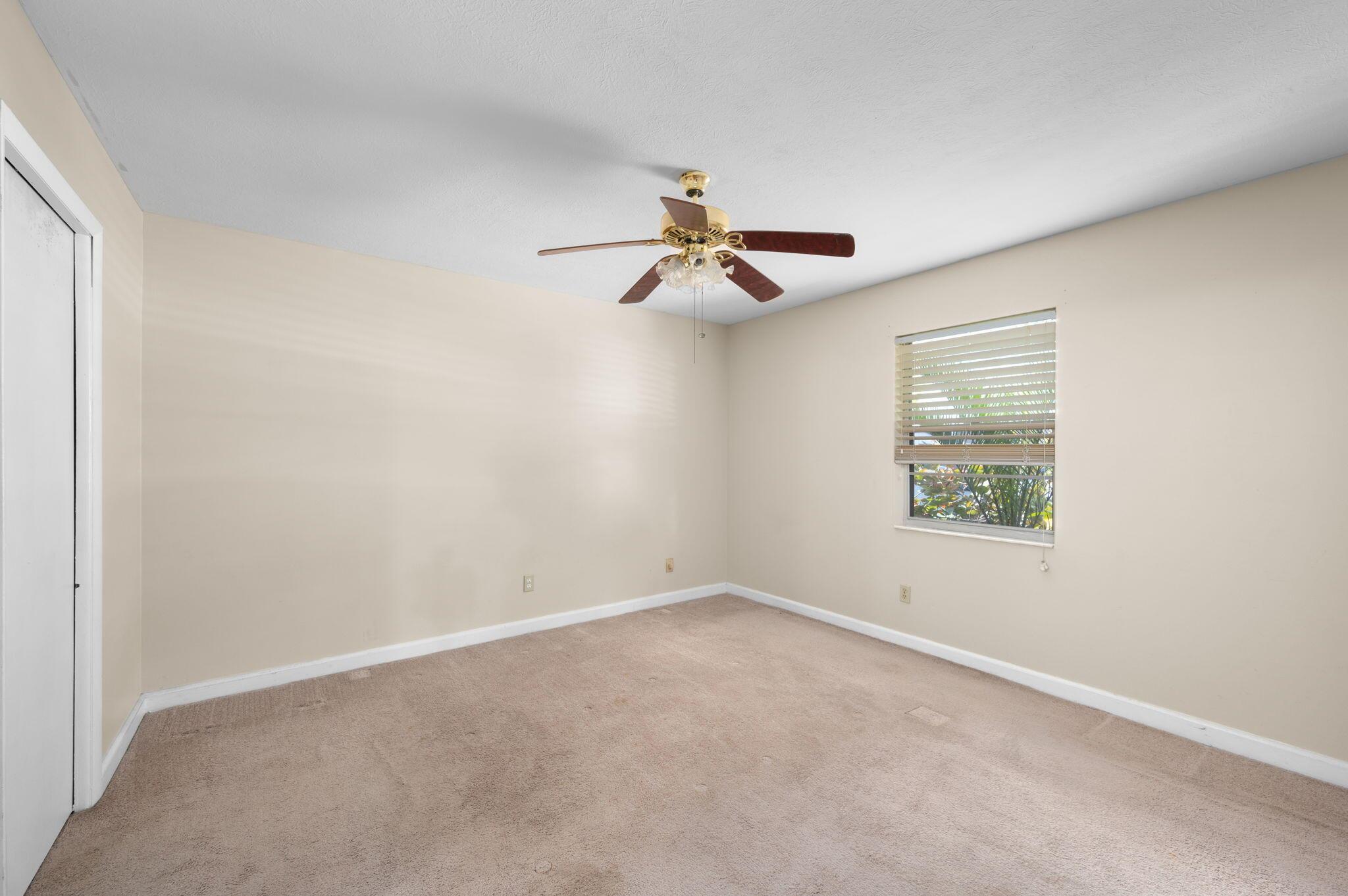 PORT ST LUCIE-SECTION 18- - Residential