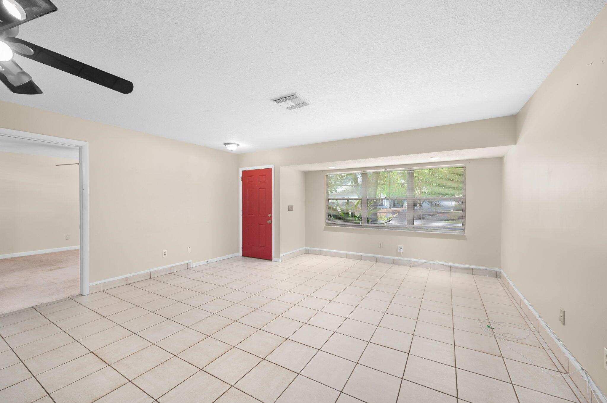 PORT ST LUCIE-SECTION 18- - Residential