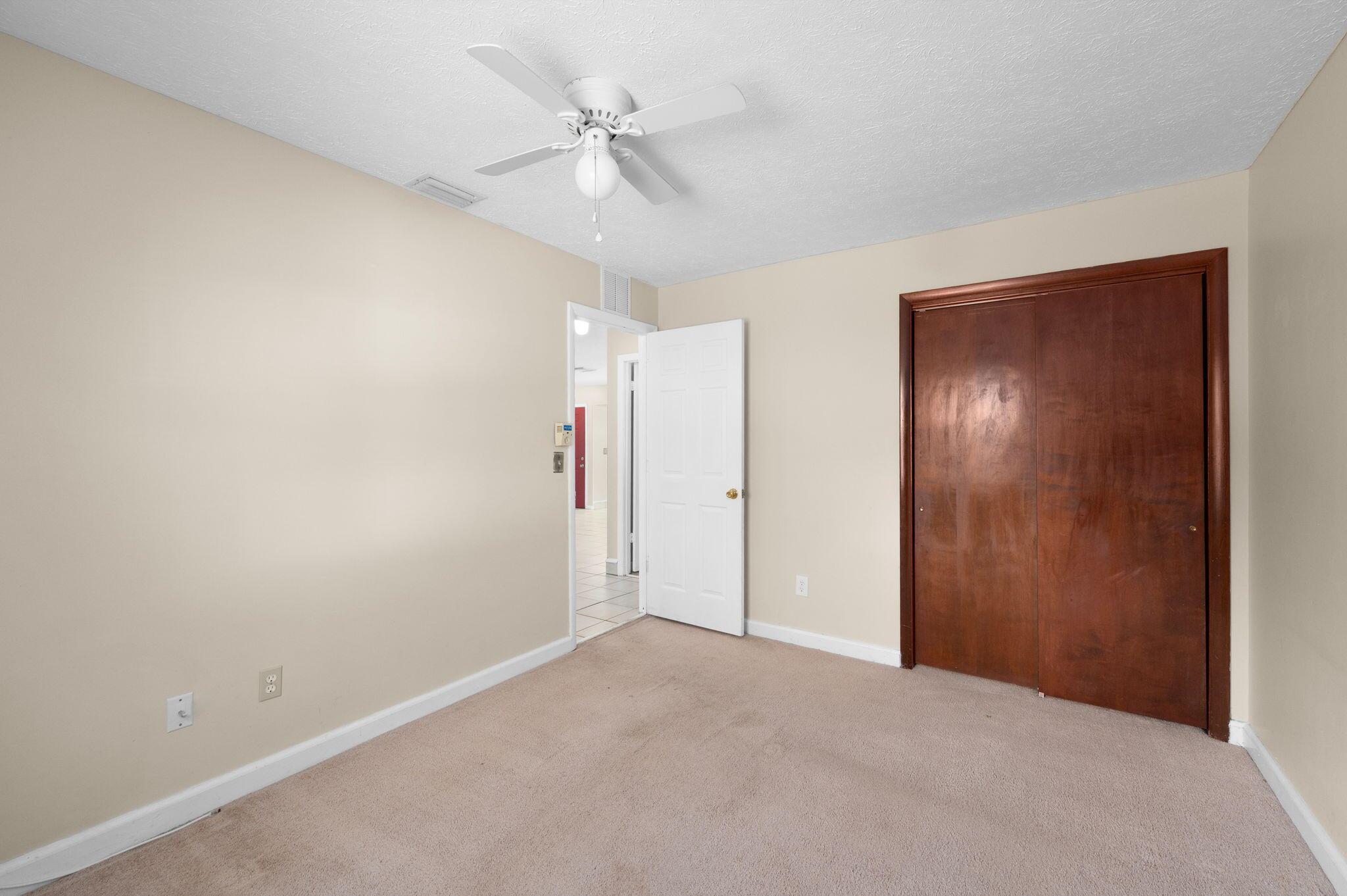 PORT ST LUCIE-SECTION 18- - Residential