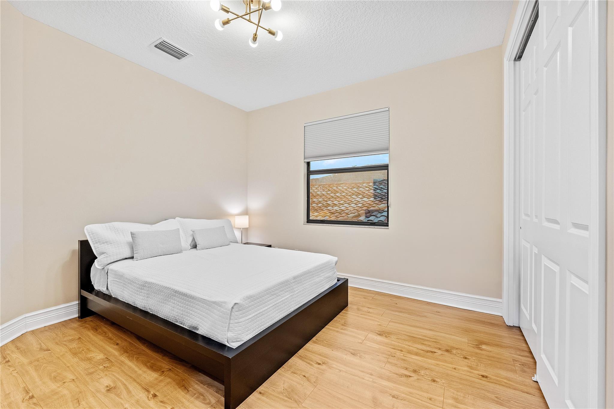 Seven Bridges - Residential Lease