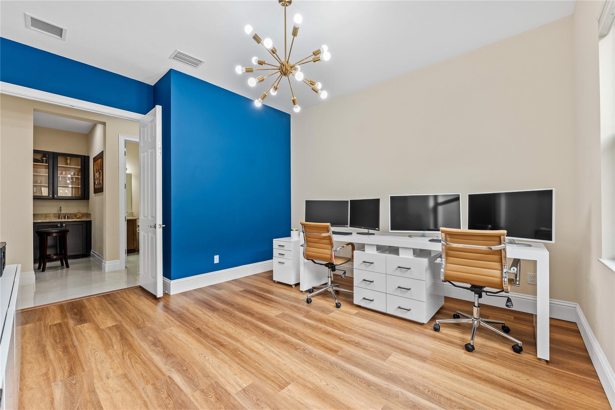 Seven Bridges - Residential Lease