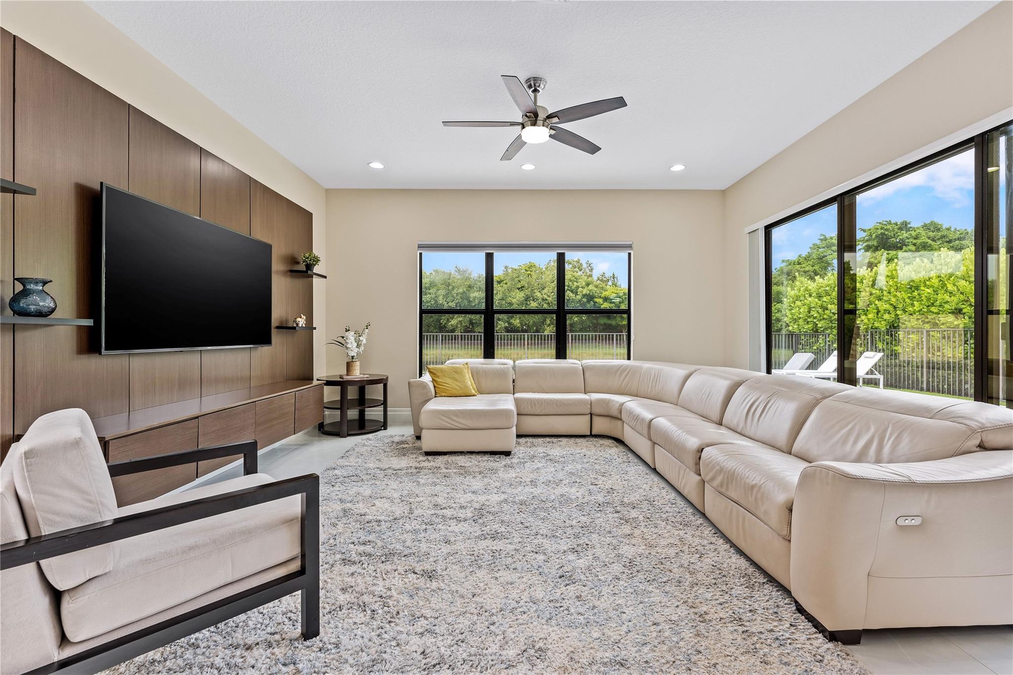 Seven Bridges - Residential Lease
