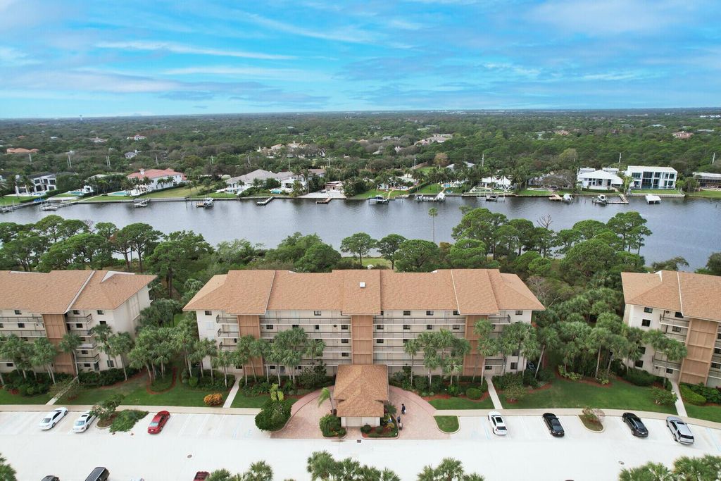 Photo of 2001 Marina Isle Way #402, Jupiter, FL 33477 (MLS # R10939898)