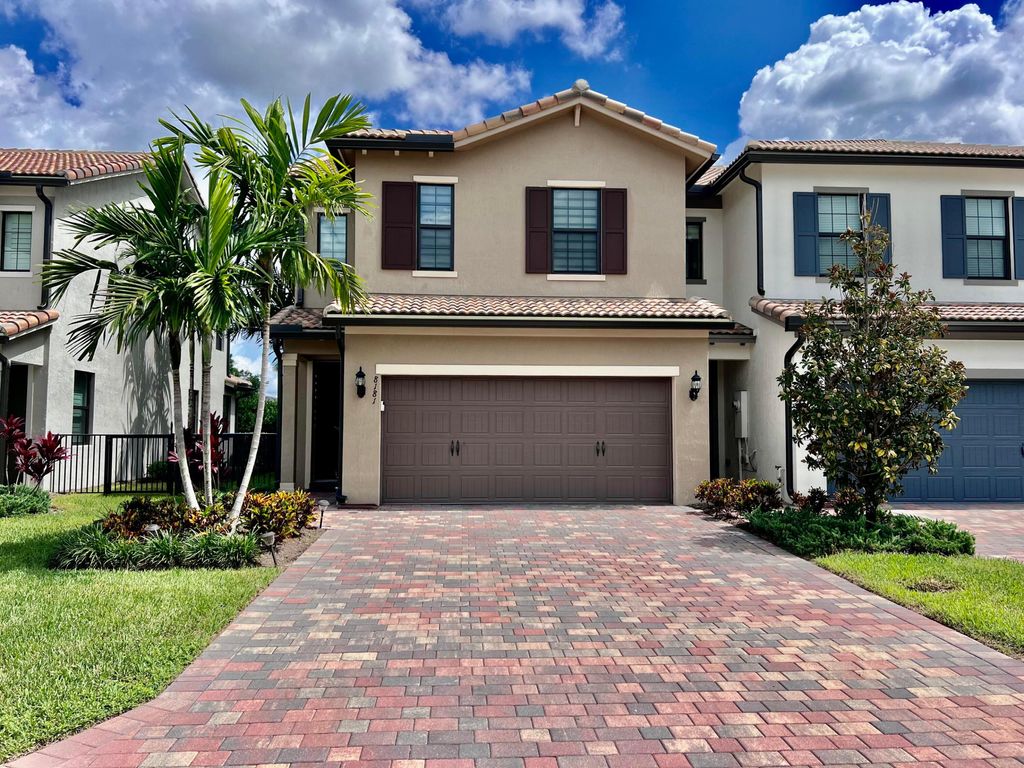 Photo of 8181 Cadre Noir Rd, Lake Worth, FL 33467 (MLS # R11000169)
