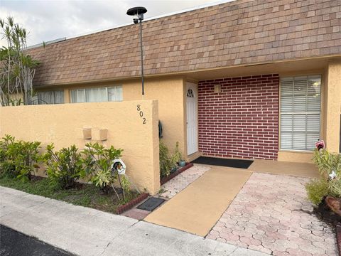 802 SW 73rd Ave 14 North Lauderdale FL 33068