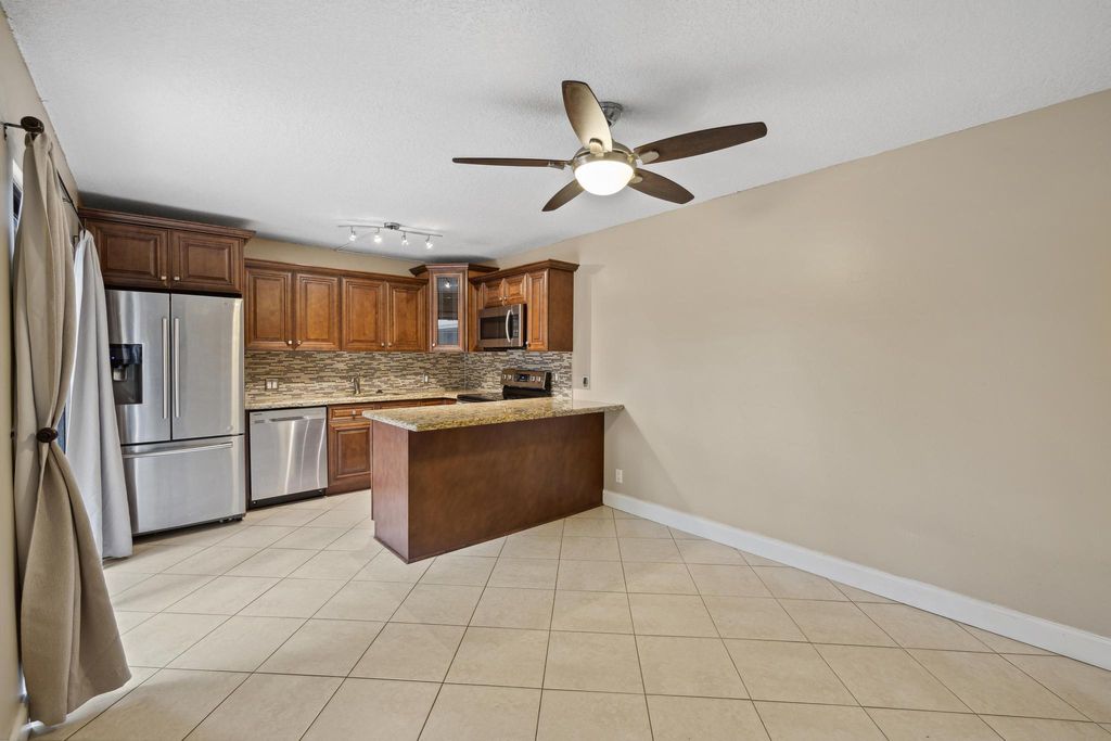 Photo of 3125 San Fernando Drive #34-C, Delray Beach, FL 33445 (MLS # R10937832)