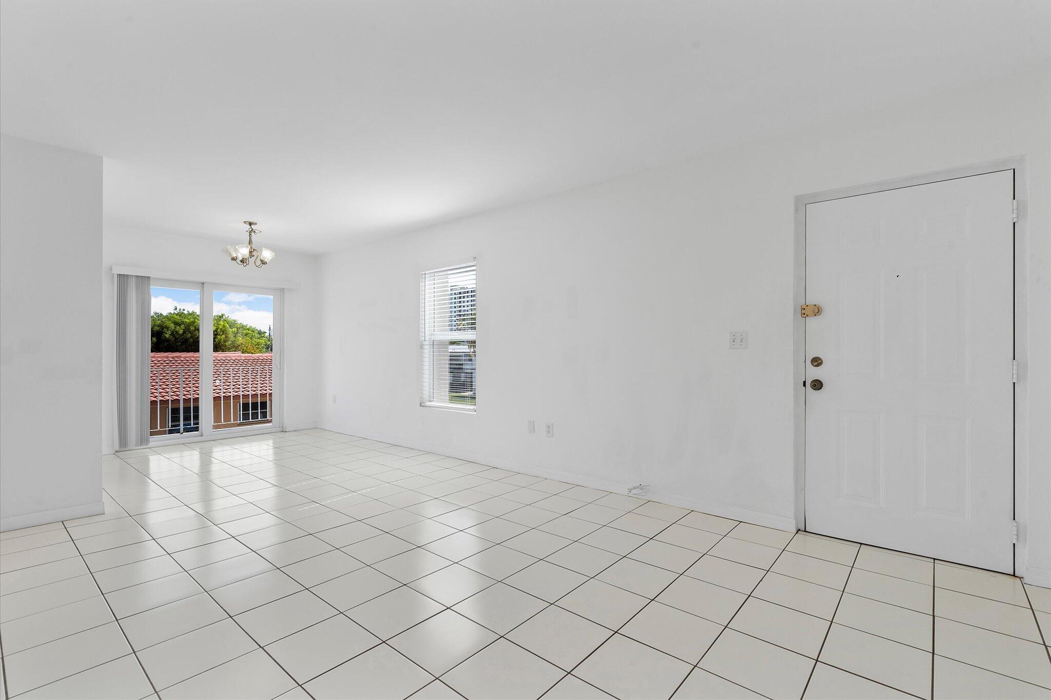 2138 SW 6th Street 301