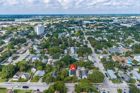 Tiny photo for 223 N F Street, Lake Worth Beach, FL 33460 (MLS # B26089829)