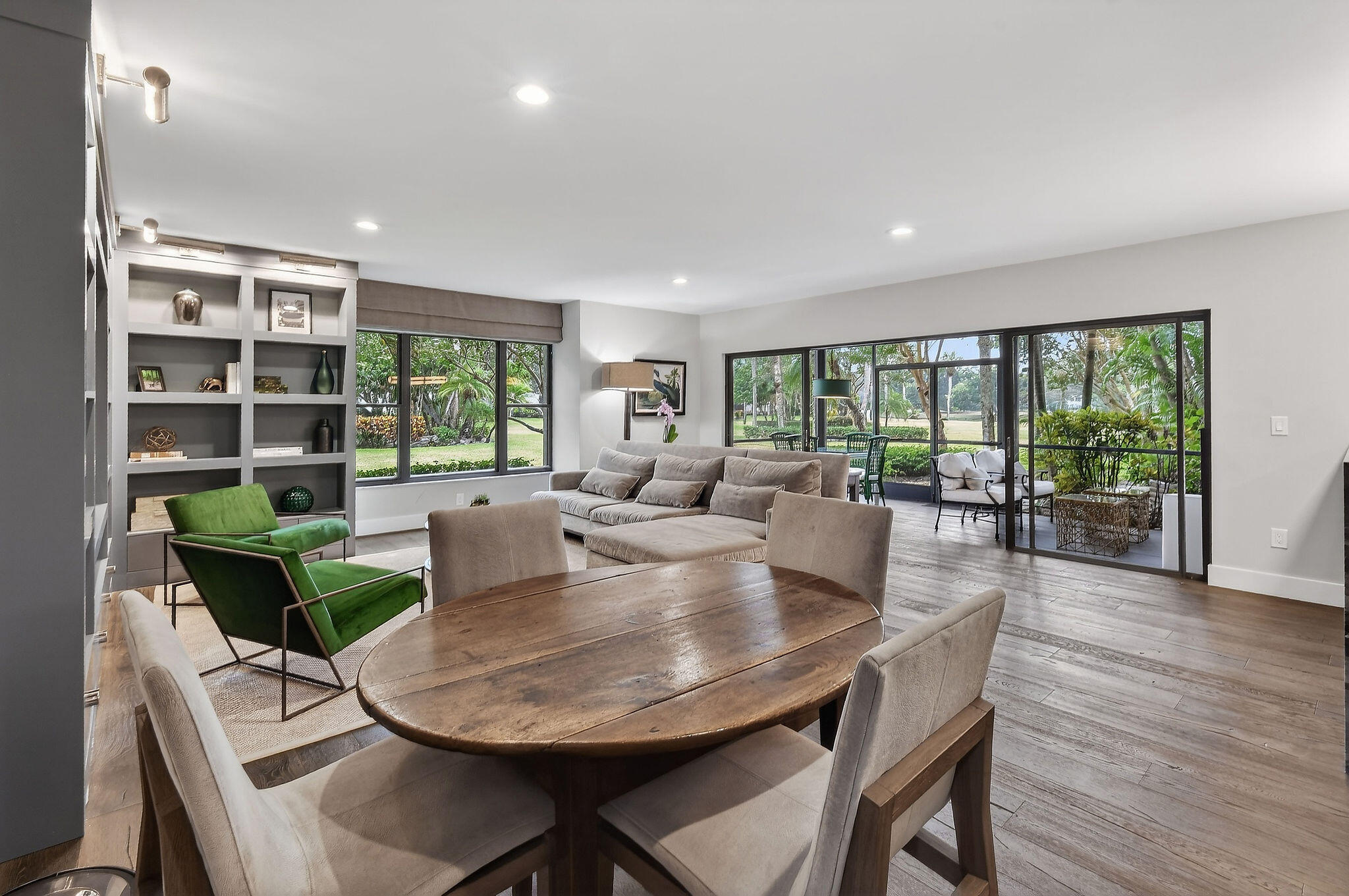 LA QUINTA CONDO - Residential