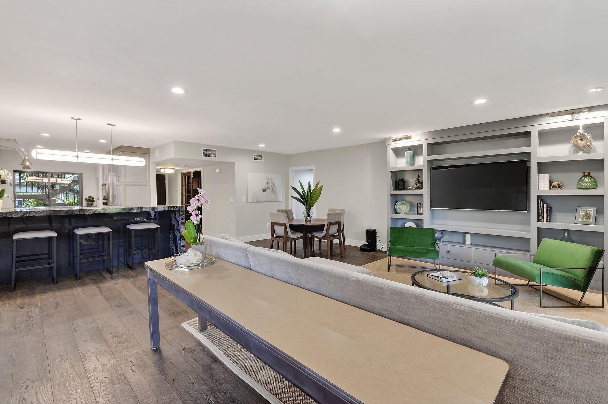 LA QUINTA CONDO - Residential