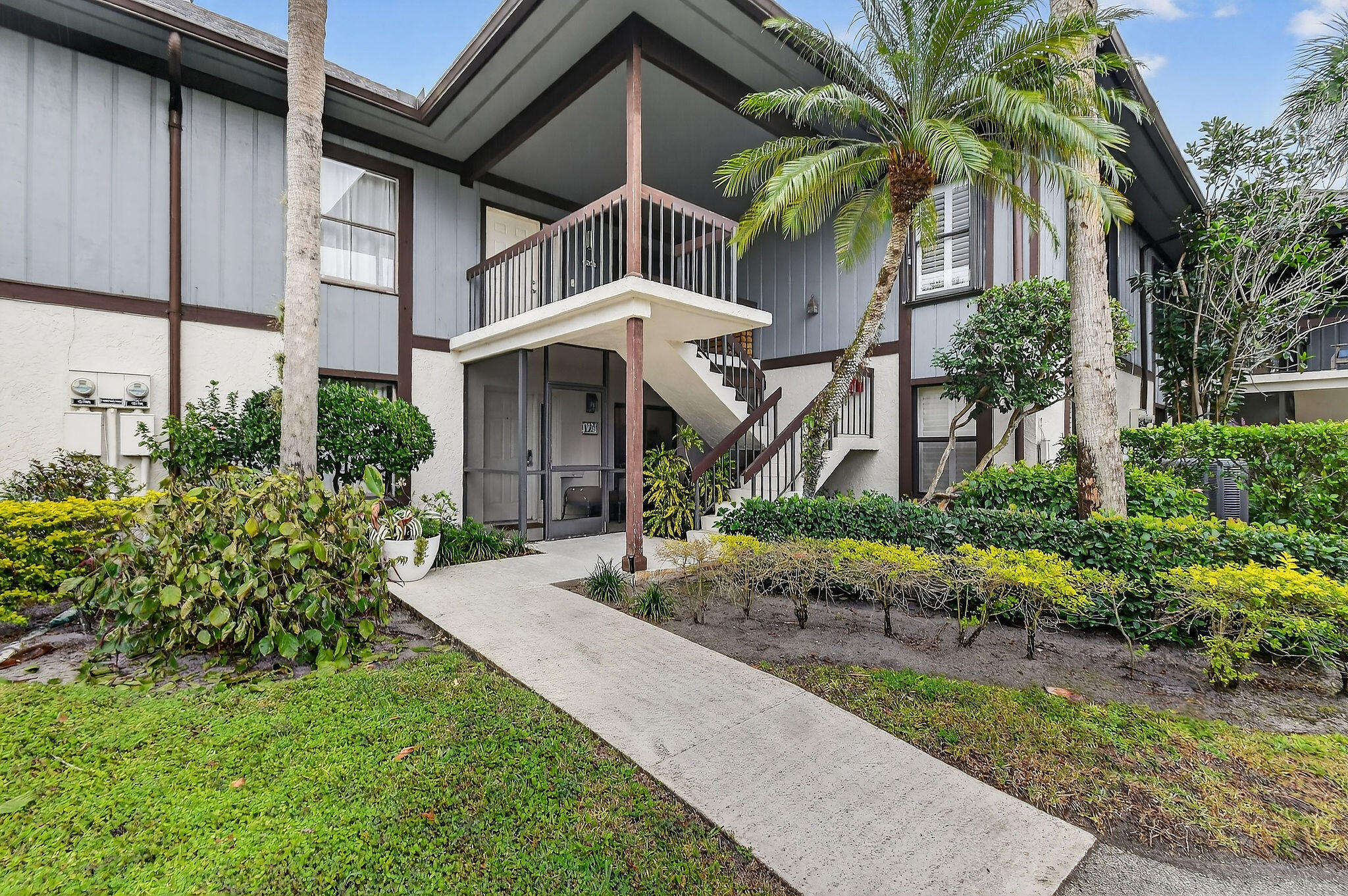 LA QUINTA CONDO - Residential