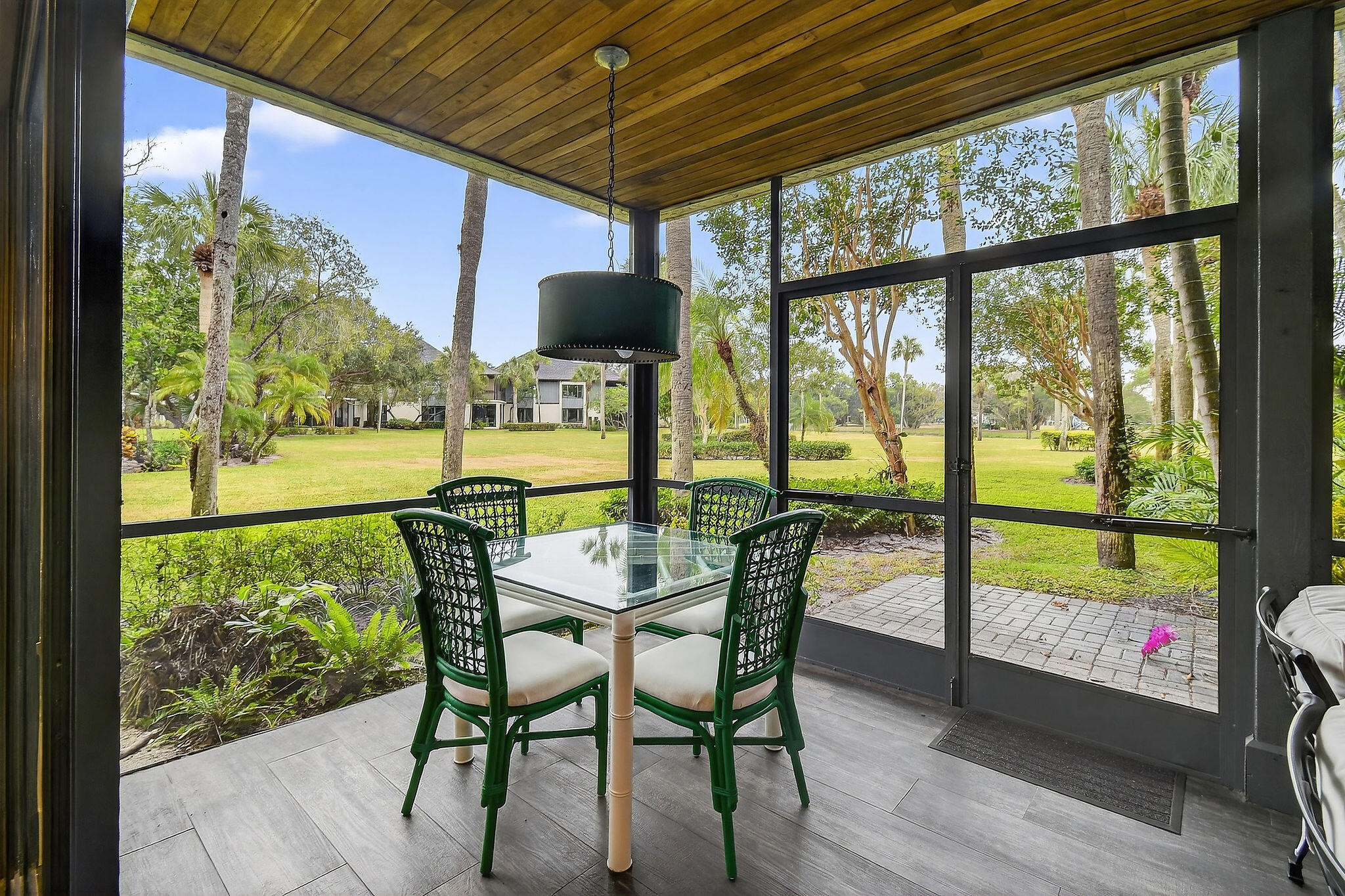 LA QUINTA CONDO - Residential