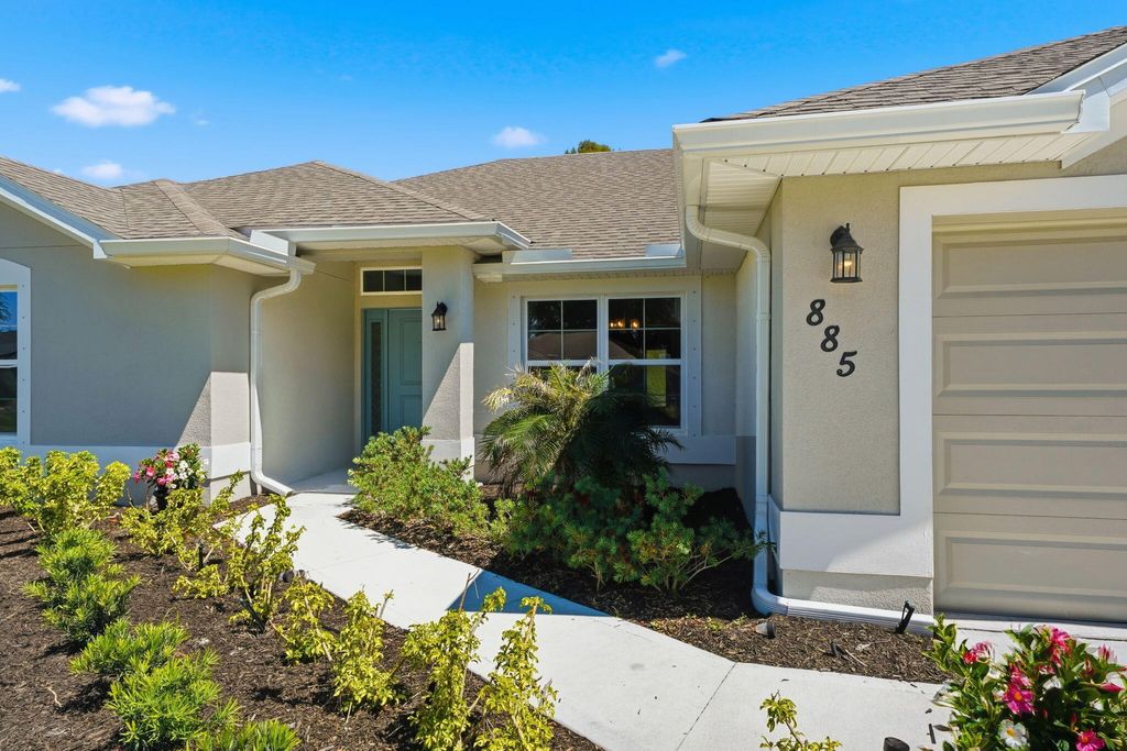 Photo of 885 Clearmont Street, Sebastian, FL 32958 (MLS # B26017536)