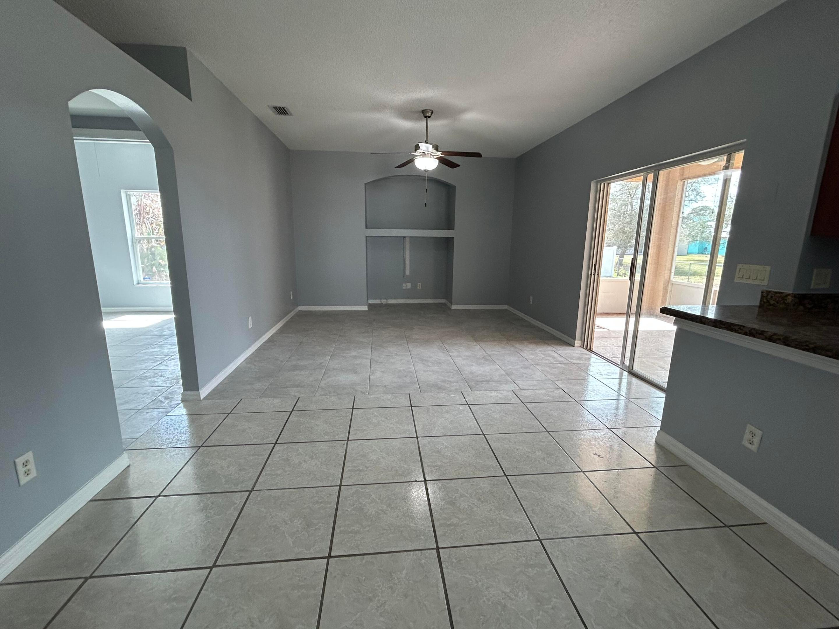 PORT ST LUCIE SECTION 3 - Residential Lease