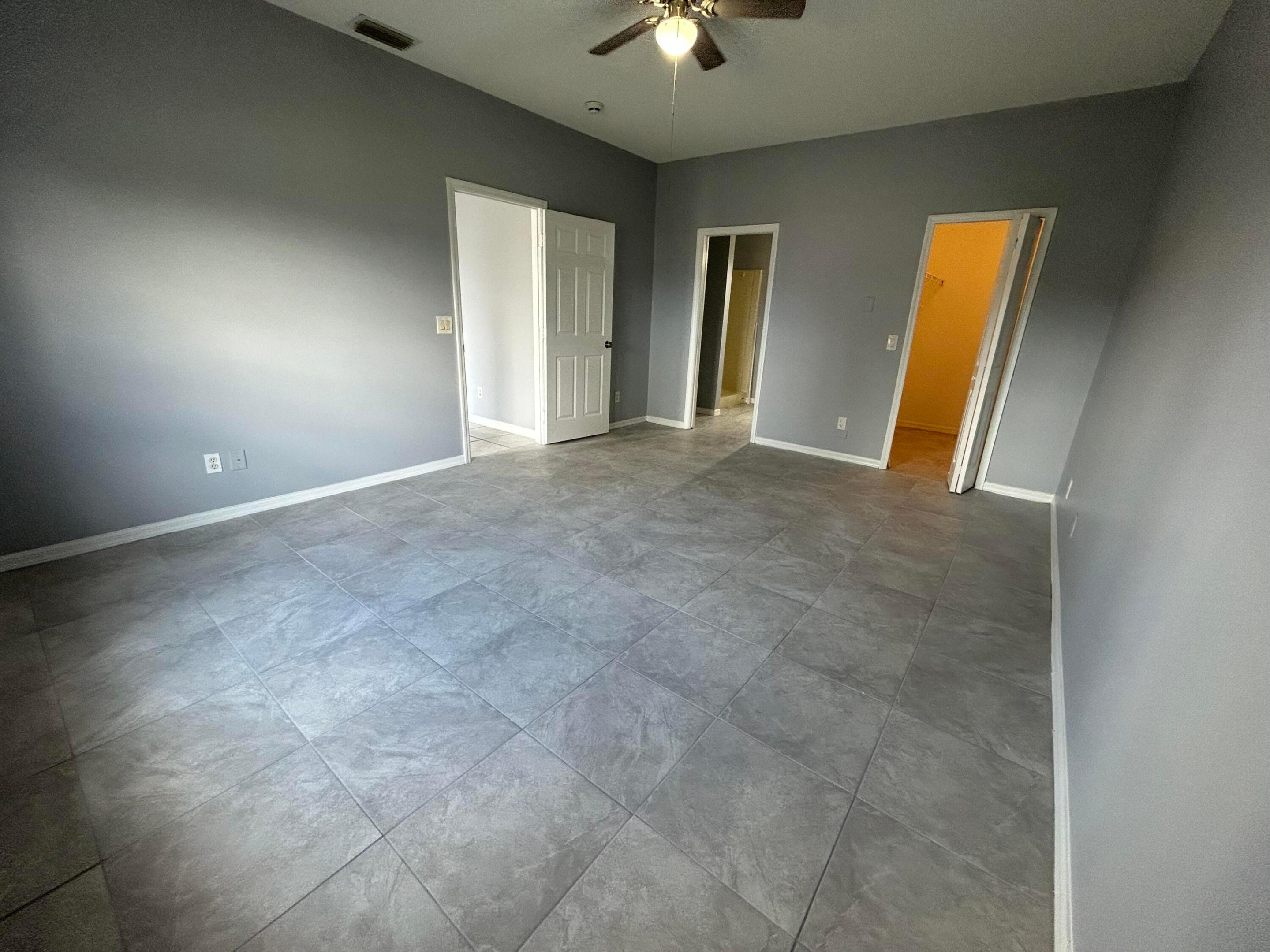 PORT ST LUCIE SECTION 3 - Residential Lease