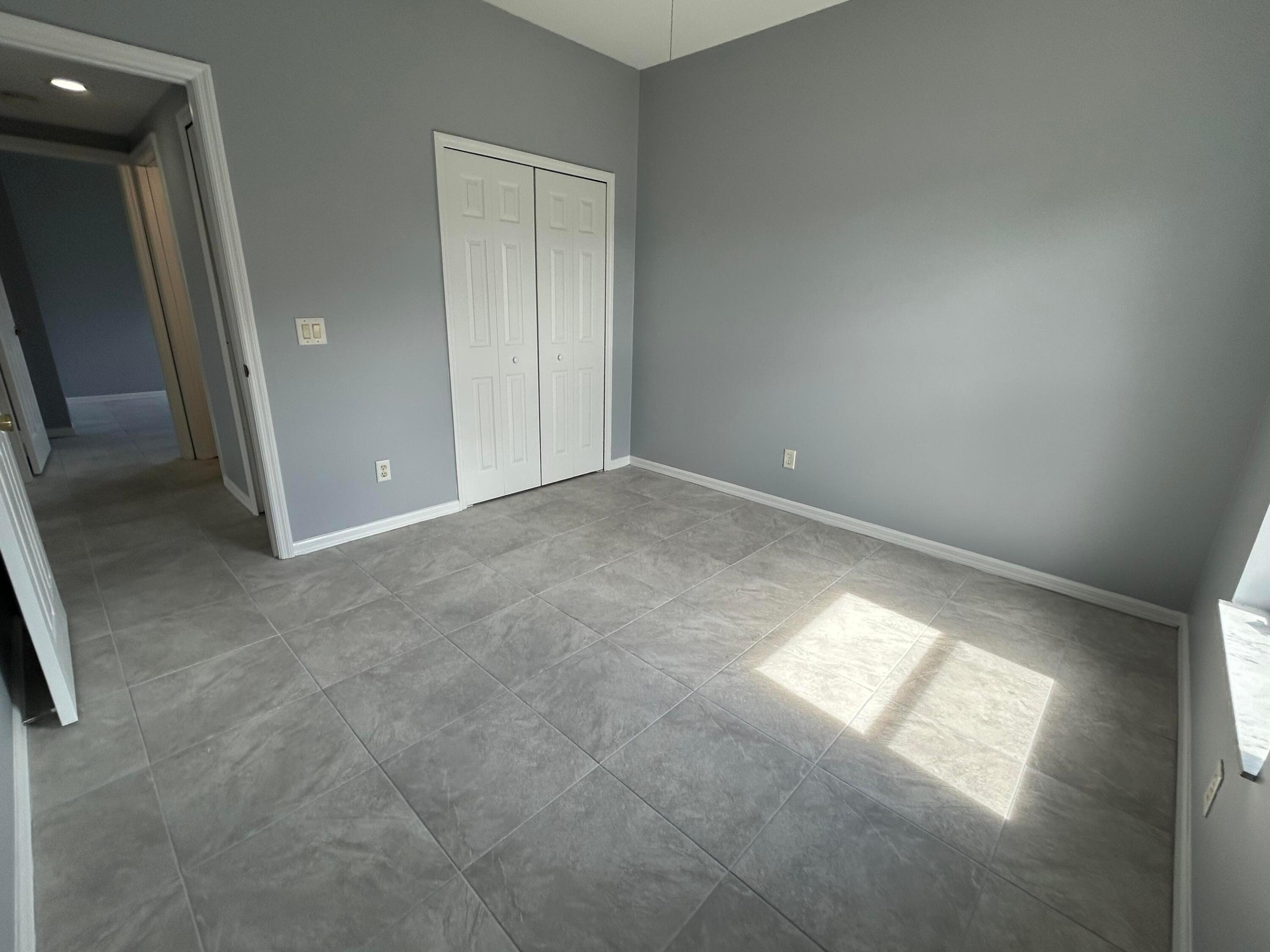 PORT ST LUCIE SECTION 3 - Residential Lease